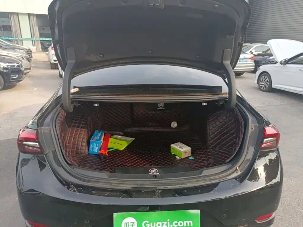 Buick LaCrosse — миниатюра 19