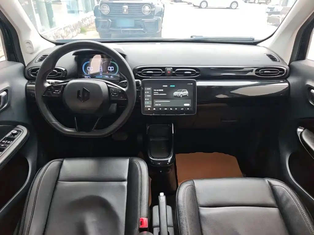 Leapmotor Leapmotor T03 — миниатюра 10