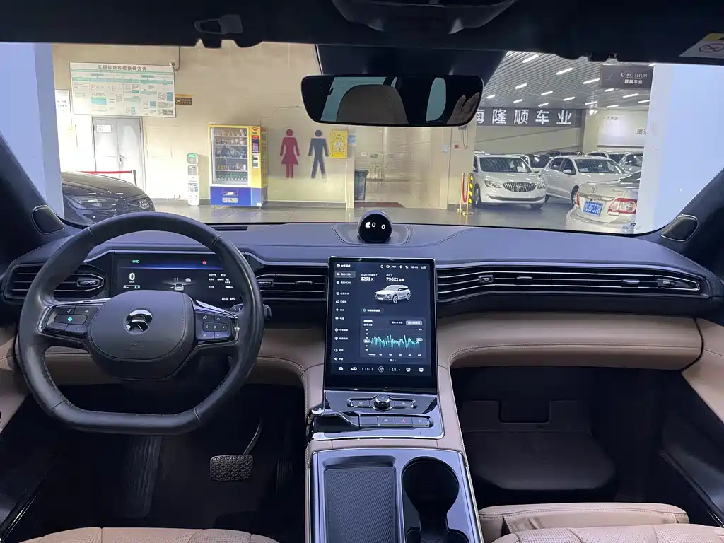NIO ES8 — миниатюра 5