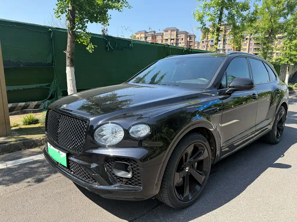 Bentley Bentayga PHEV 2021