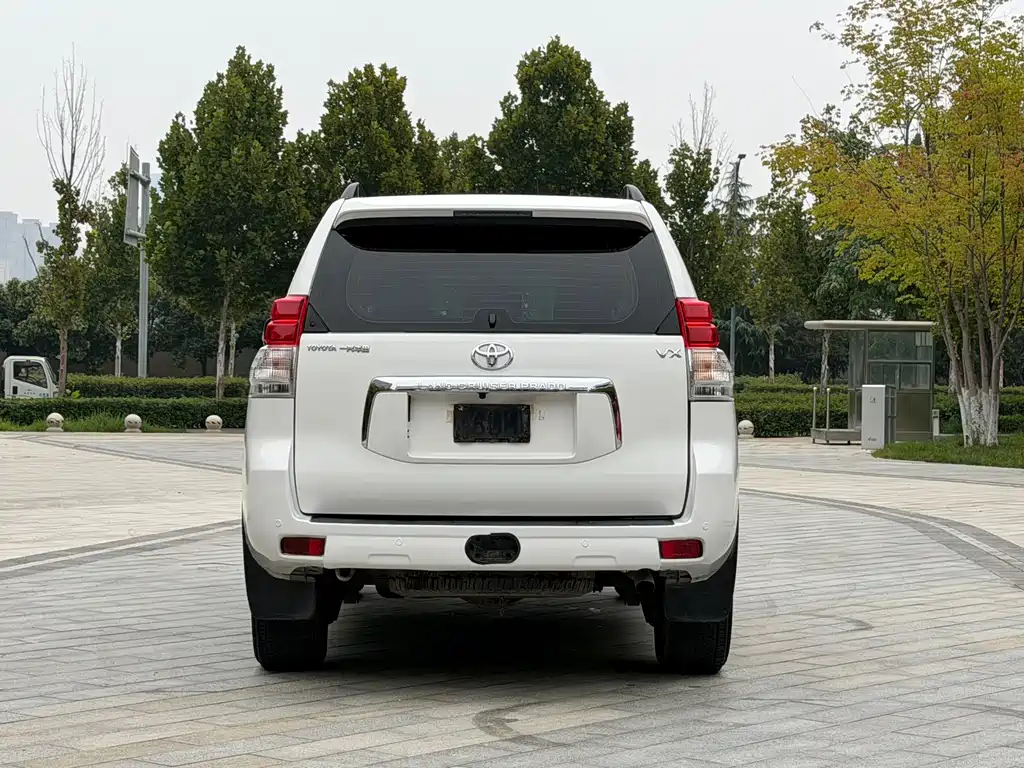 Toyota Prado — миниатюра 5