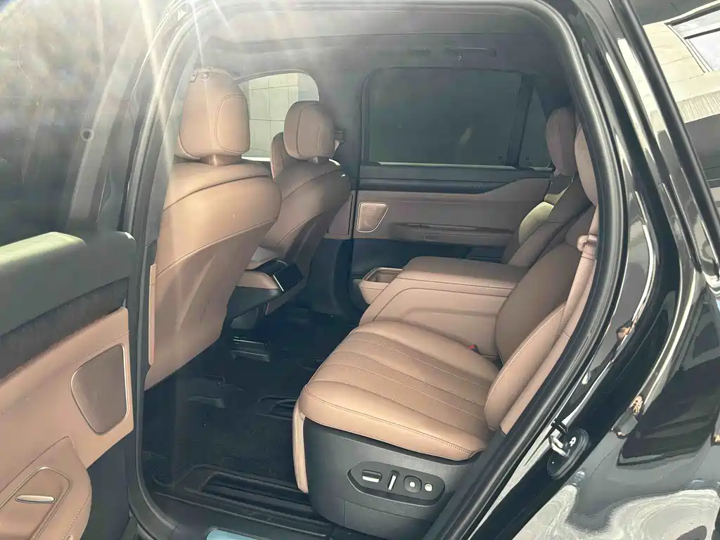 NIO ES8 2024 75kWh Executive