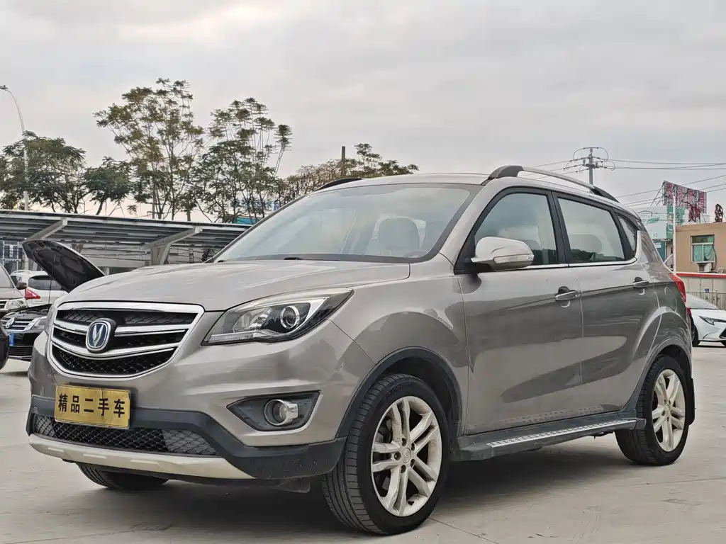 CHANGAN CS35
