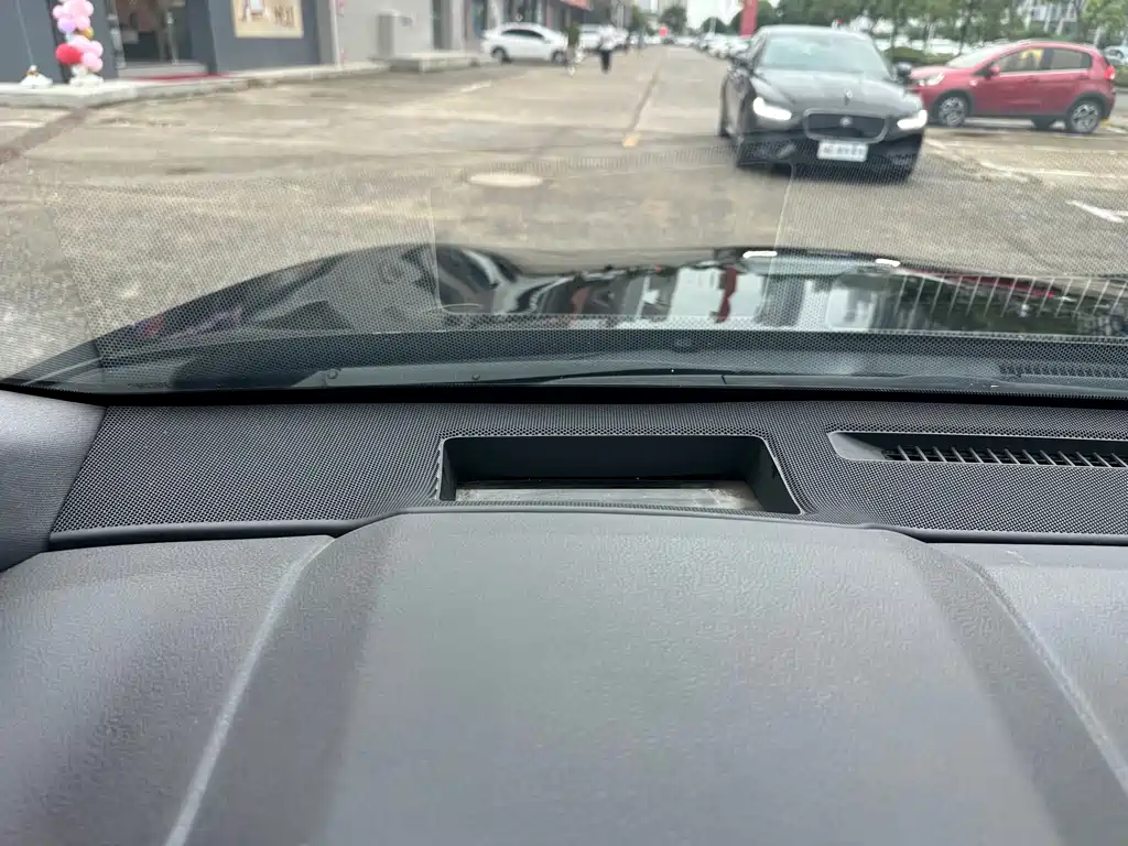 Toyota Avalon — миниатюра 13