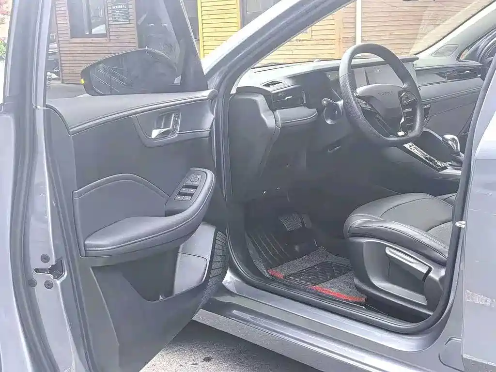 Roewe i5 2023 1.5L CVT Luxury
