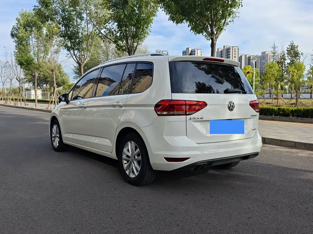 Volkswagen Touran — миниатюра 6