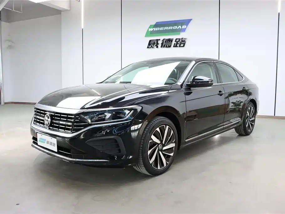 Volkswagen Passat 2025