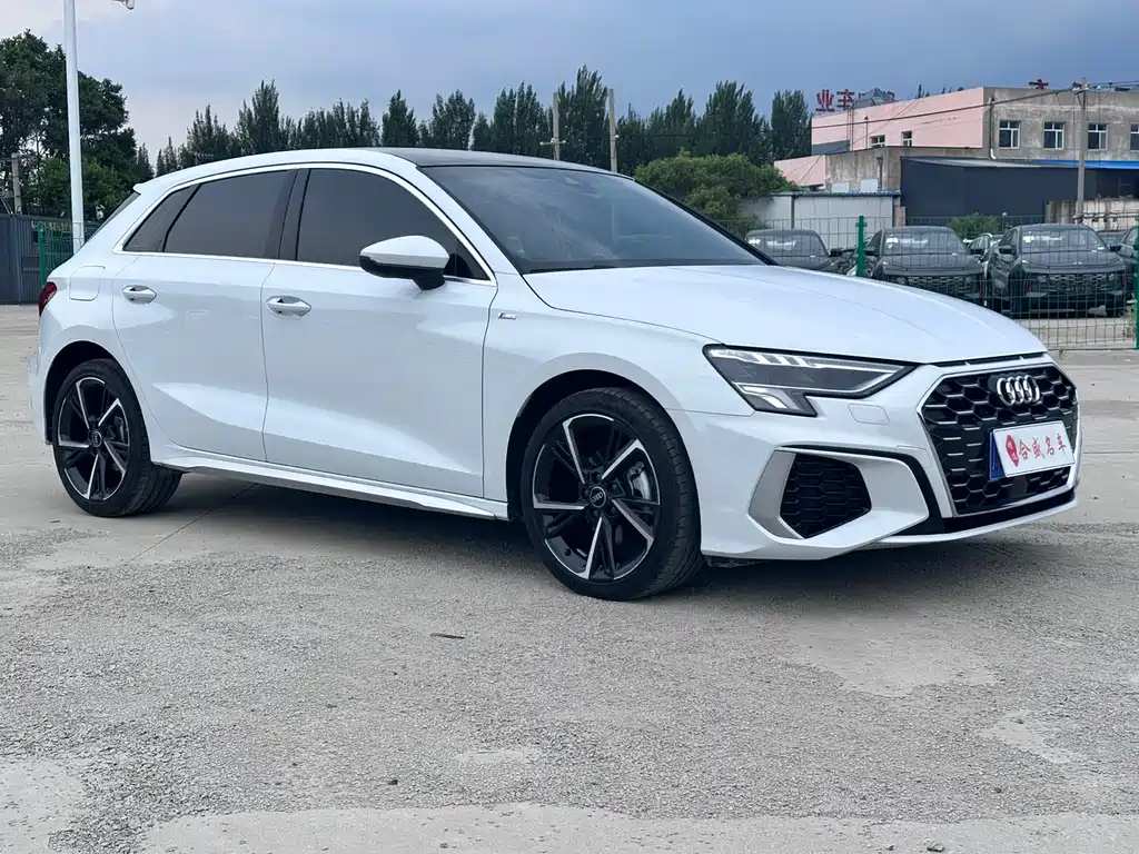 Audi A3 2023 Sportback 35 TFSI Fashion Sport