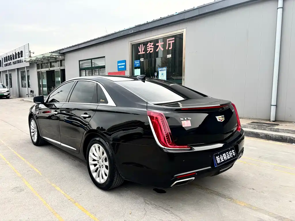 Cadillac XTS 2018 28T Elite