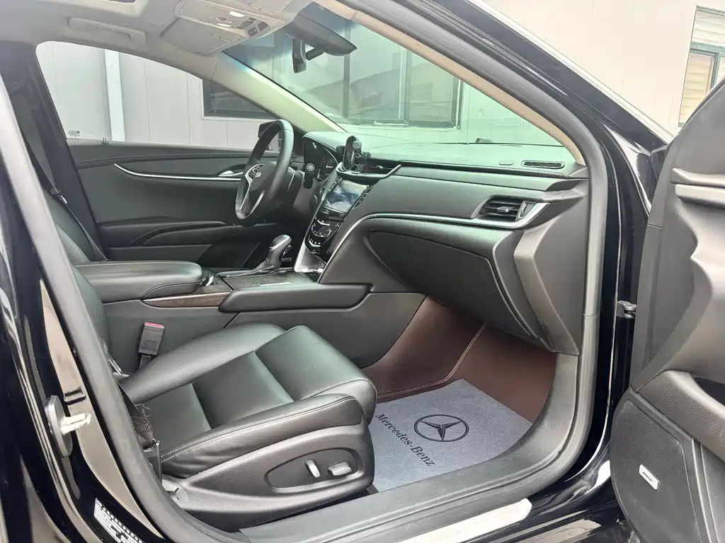 Cadillac XTS 2018 28T Elite