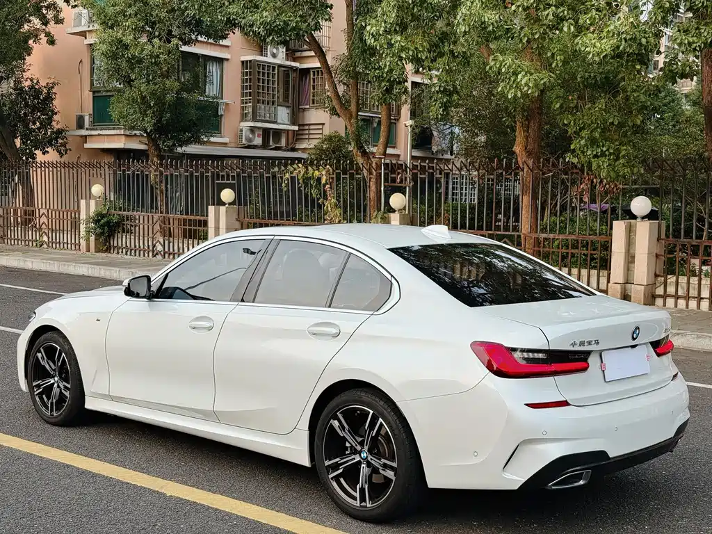 BMW 3 Series — миниатюра 5