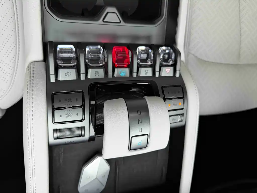 FANG CHENG BAO TITANIUM 3