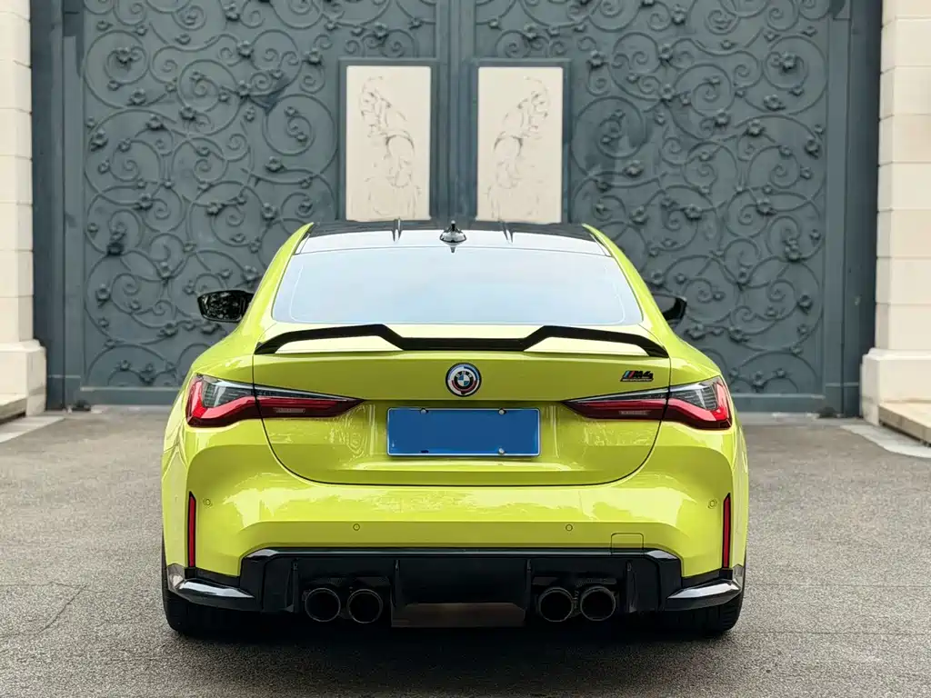 BMW M4