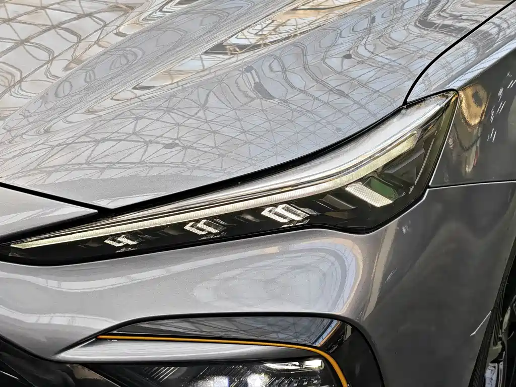 MG MG6 — миниатюра 4
