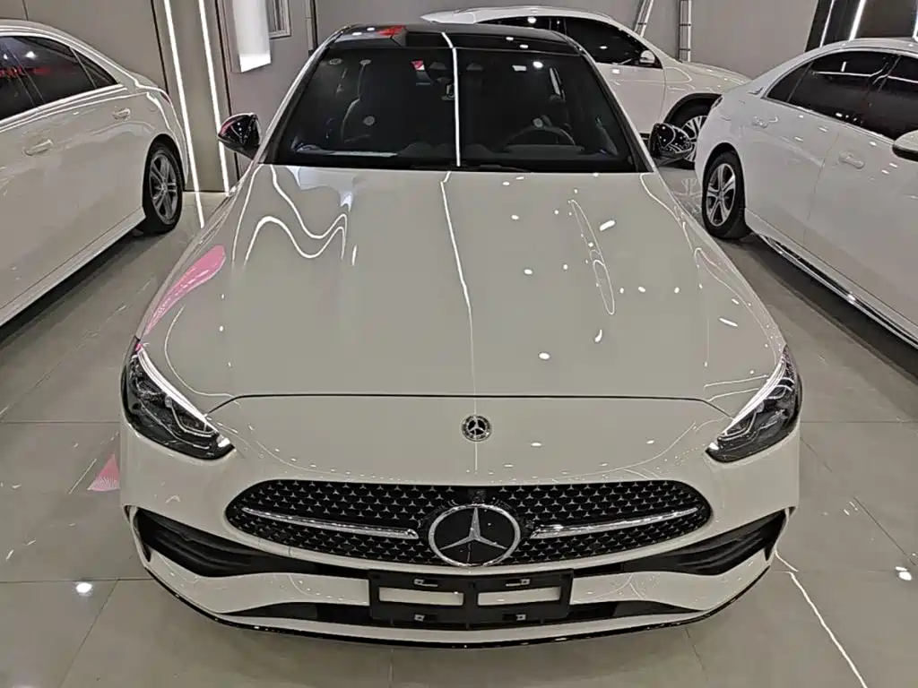 Mercedes-Benz C-Class — миниатюра 3