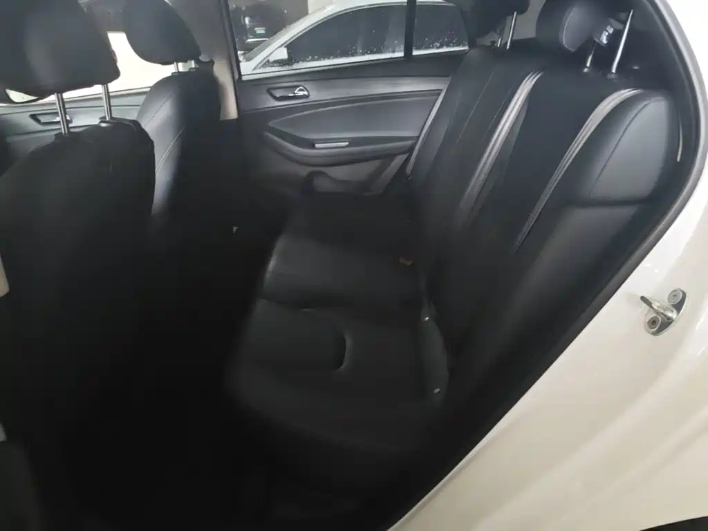Chery Arrizo 5 — миниатюра 17