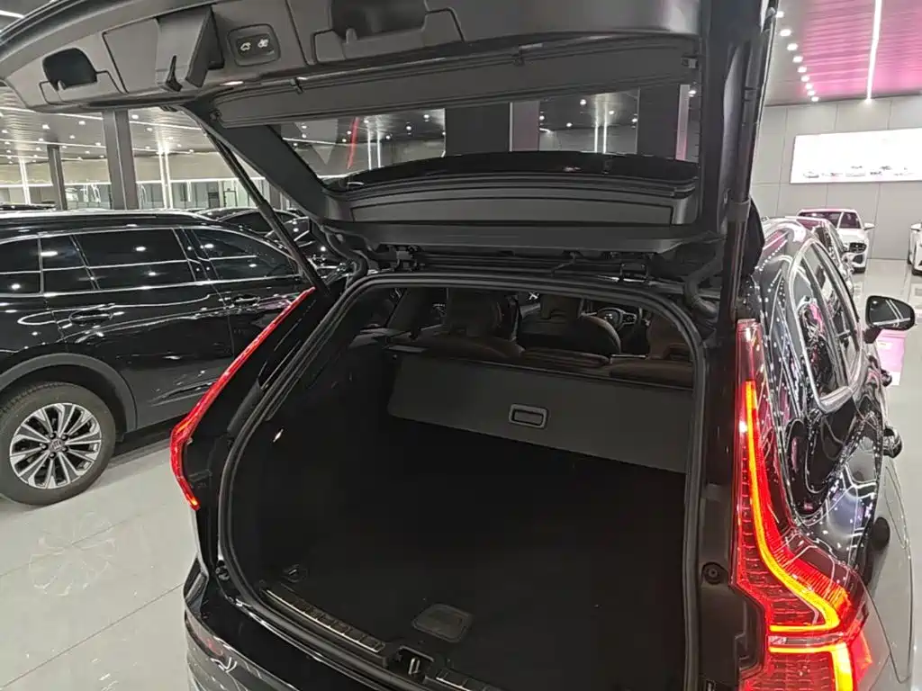 Volvo XC60 — миниатюра 15