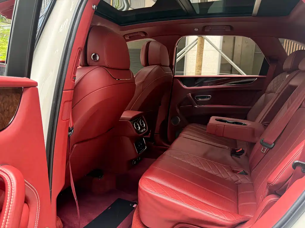 Bentley Bentayga 2016 6.0T Standard