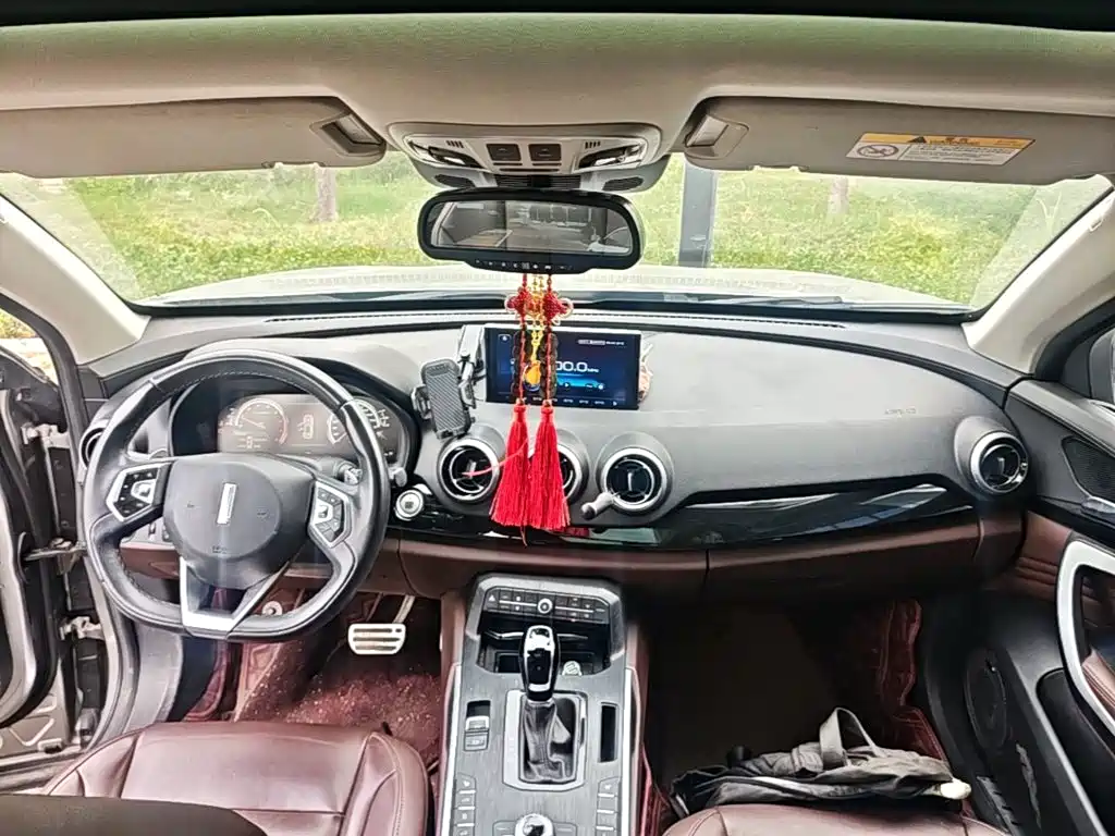 Wey Wey VV7 — миниатюра 10