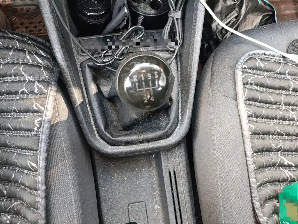 Volkswagen Santana — миниатюра 15