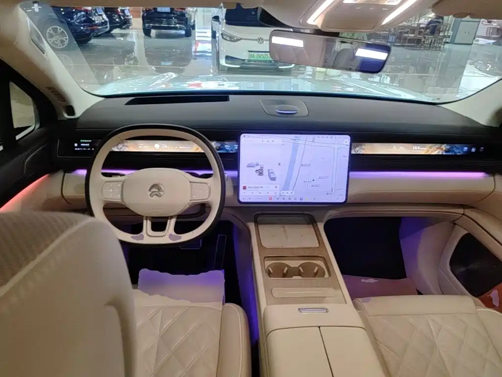 NIO ES8 — миниатюра 10