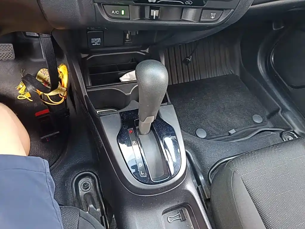 Honda Fit — миниатюра 14