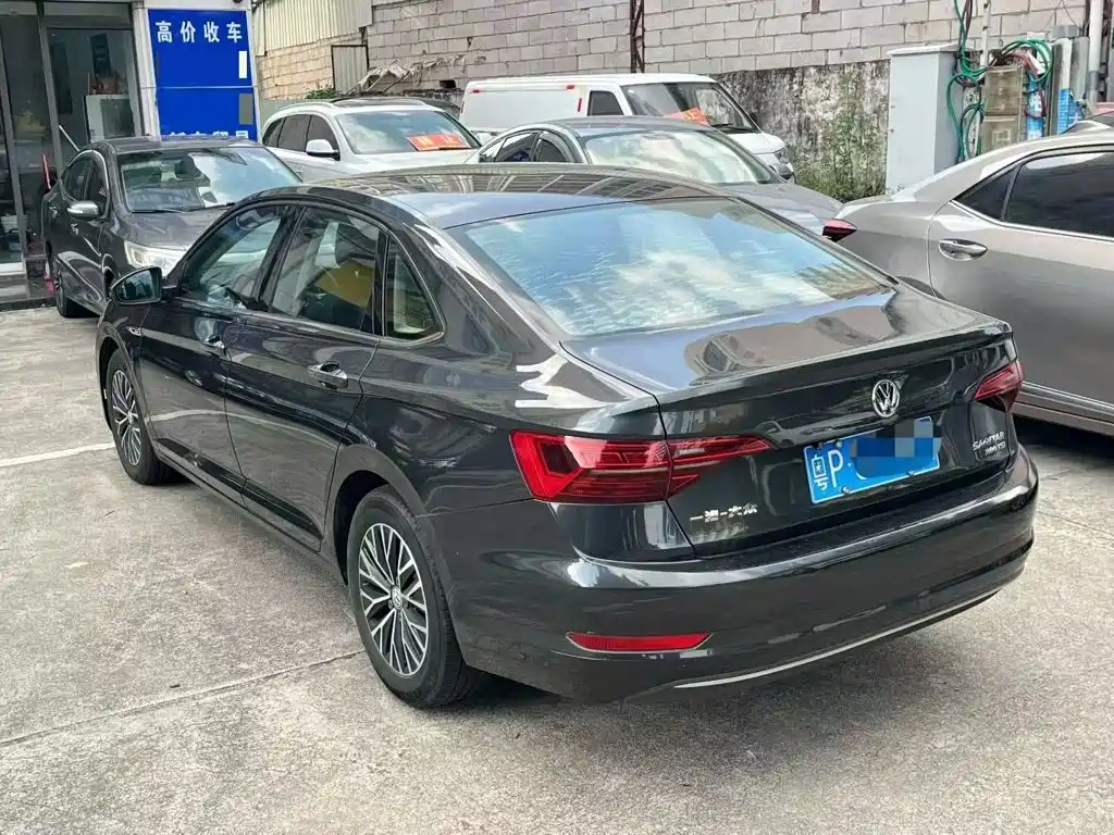 Volkswagen Sagitar — миниатюра 7