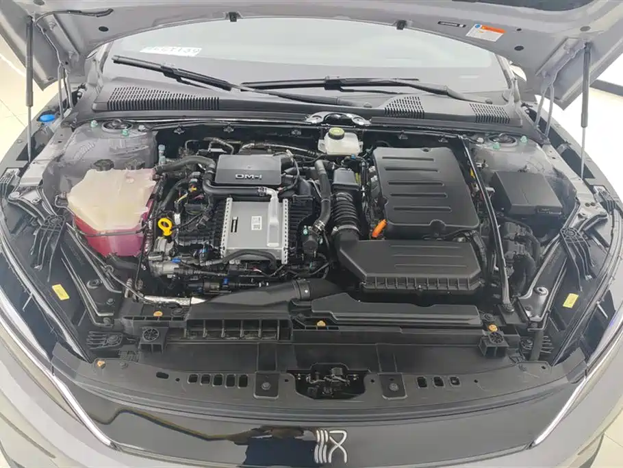 BYD Han 2025 DM-i Smart Drive 125KM