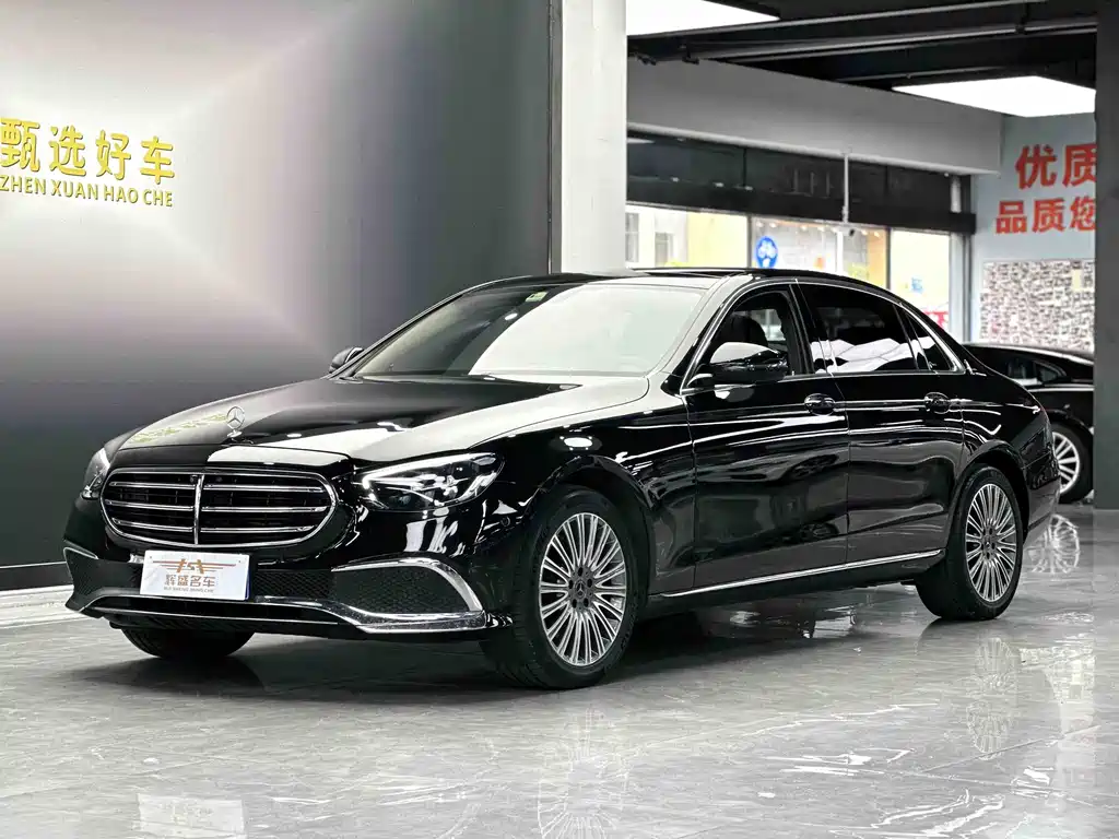 Mercedes-Benz E-Class 2021