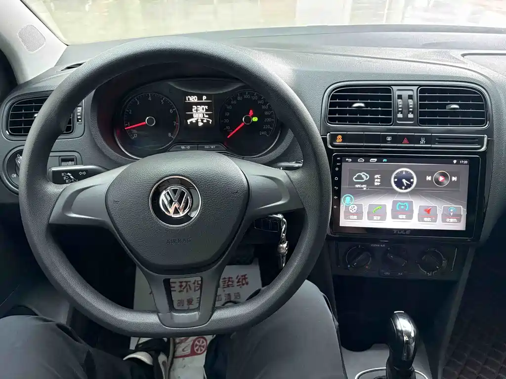 Volkswagen Polo — миниатюра 4