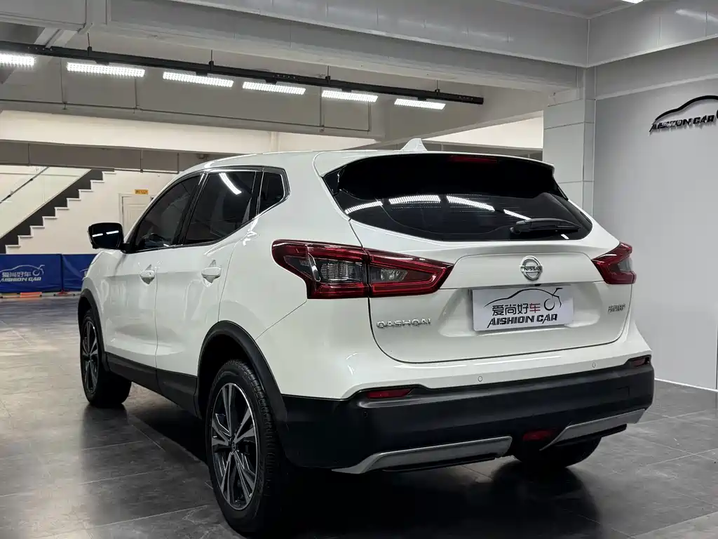 Nissan Qashqai — миниатюра 5