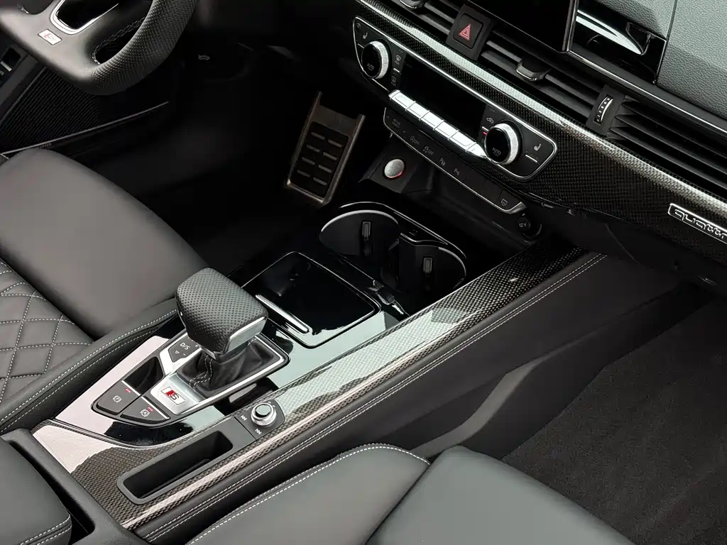 Audi S4 — миниатюра 16