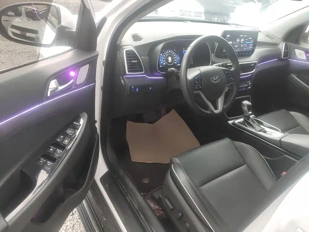 Hyundai Tucson — миниатюра 16