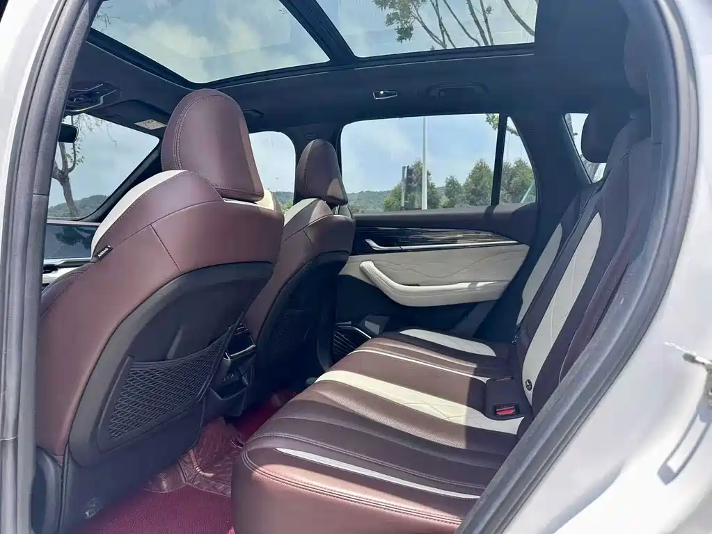 Geely Xingyue L — миниатюра 6