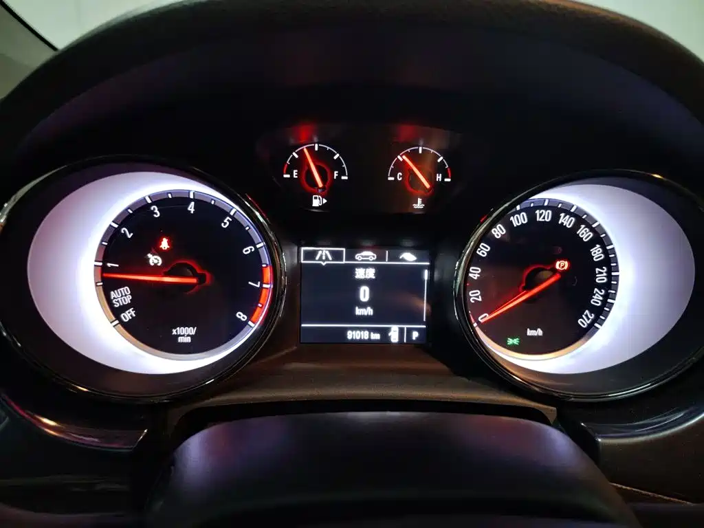 Buick Verano — миниатюра 8