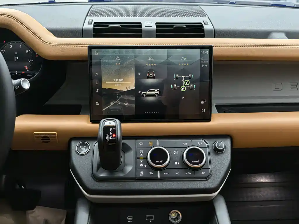 Land Rover Defender — миниатюра 6