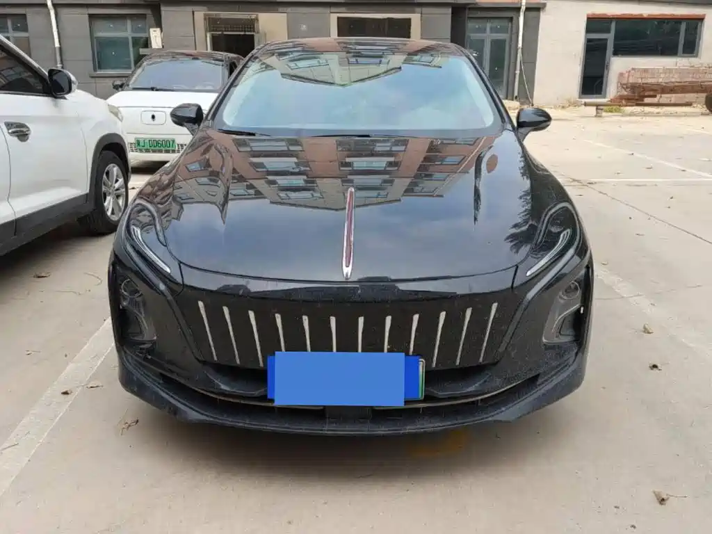 Hongqi Hongqi E-QM5 — миниатюра 3