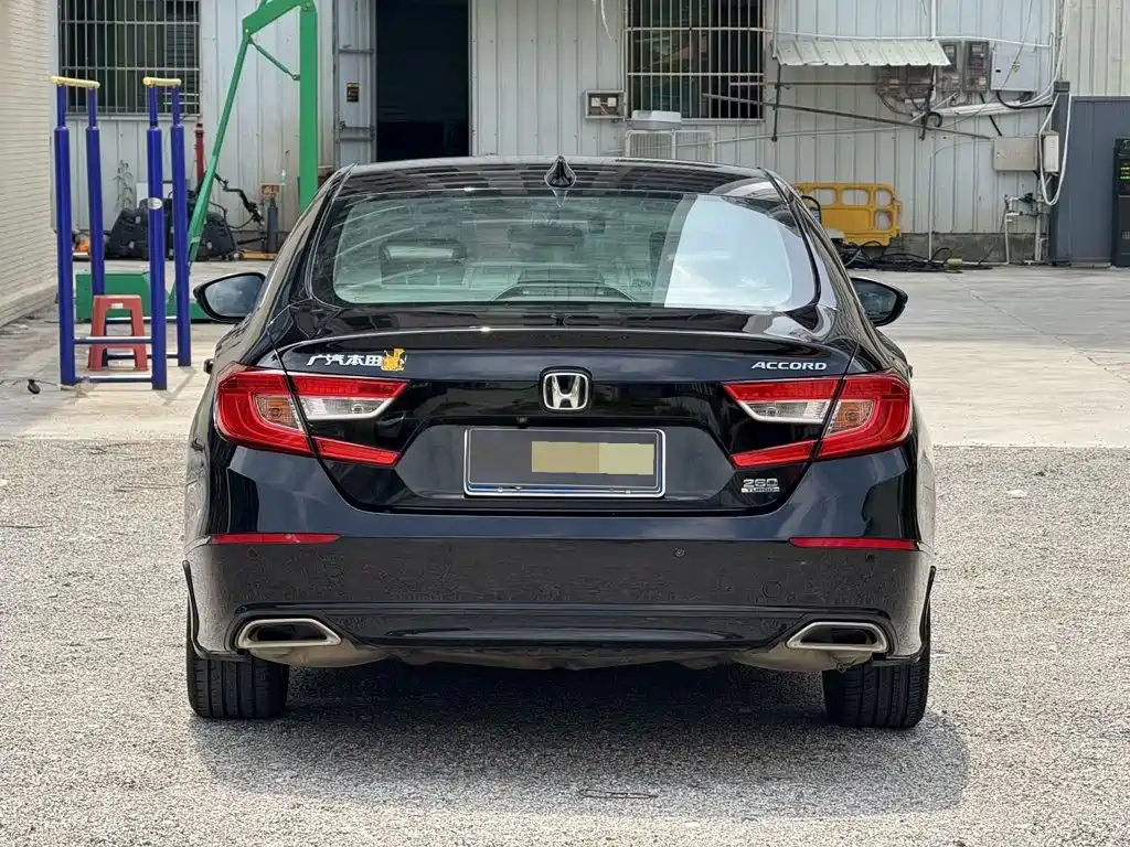 Honda Accord — миниатюра 5