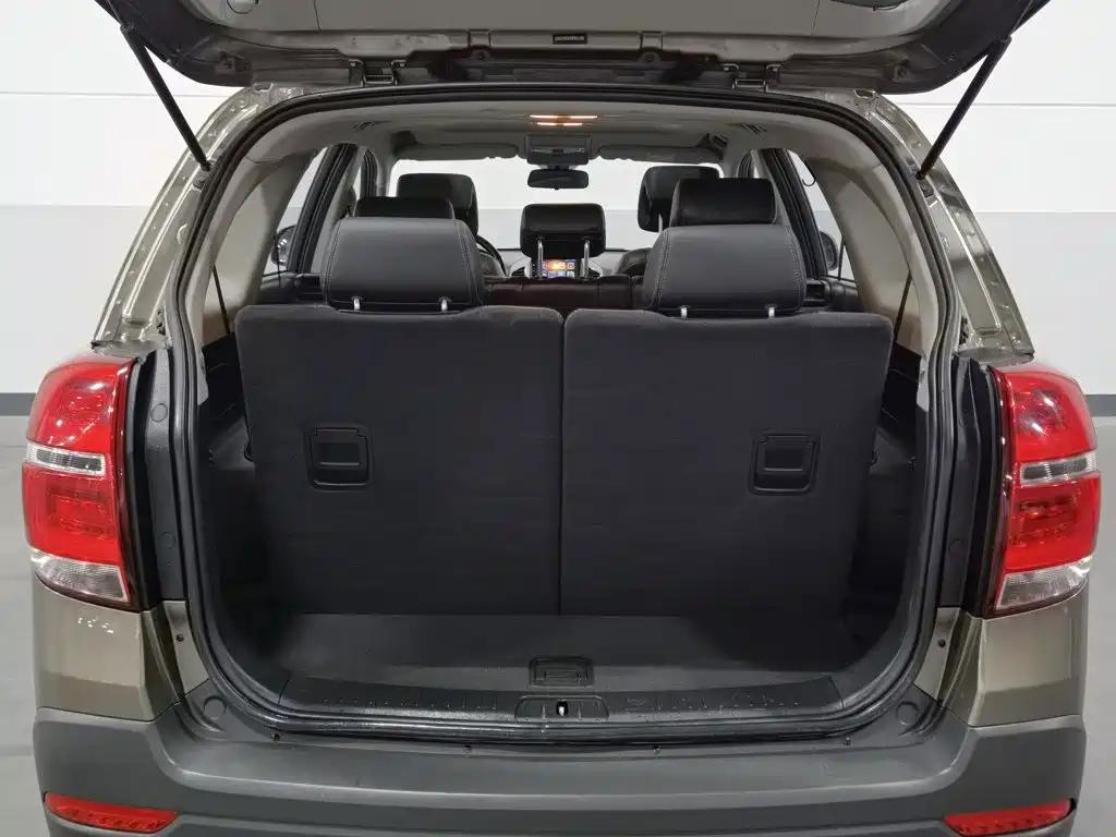 Chevrolet Captiva — миниатюра 16