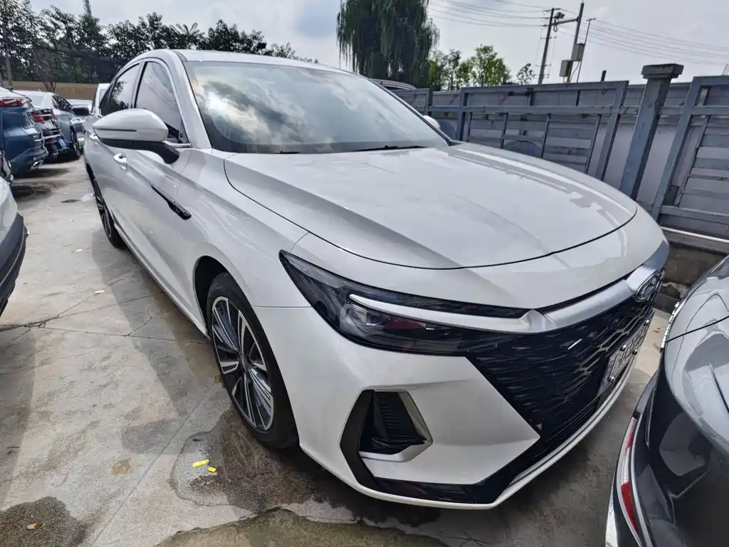 Chery Arrizo 8 8 2023 1.6T DCT