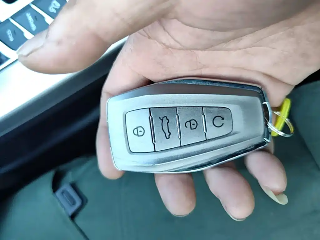 Geely Binyue — миниатюра 9