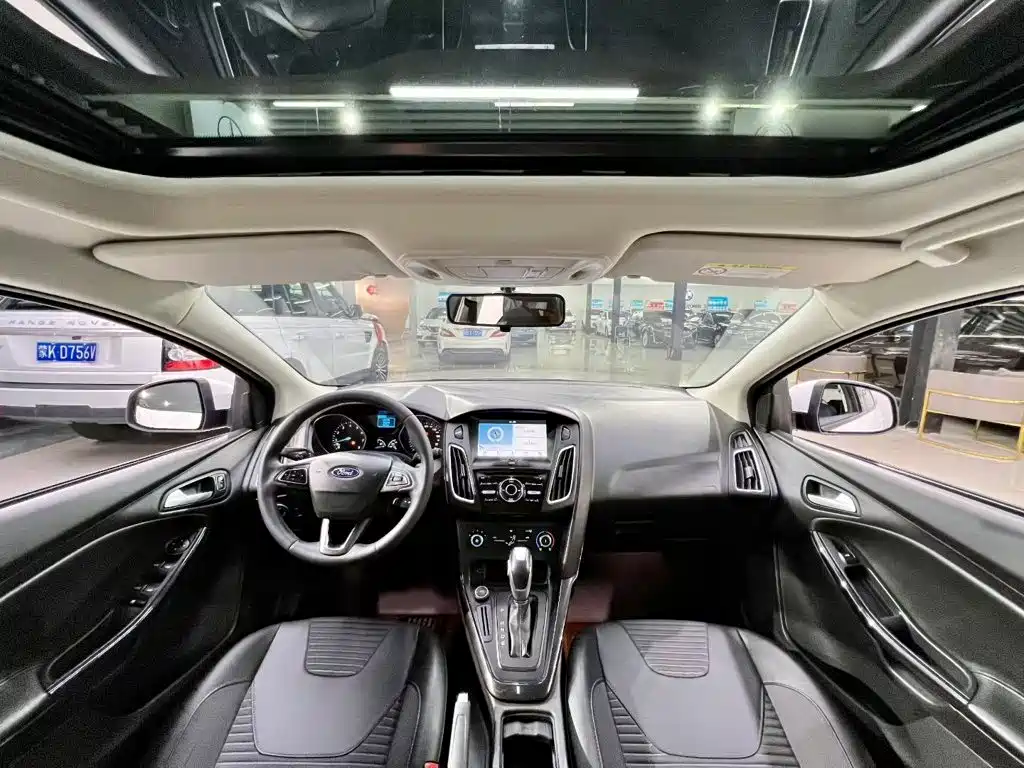 Ford Focus — миниатюра 9