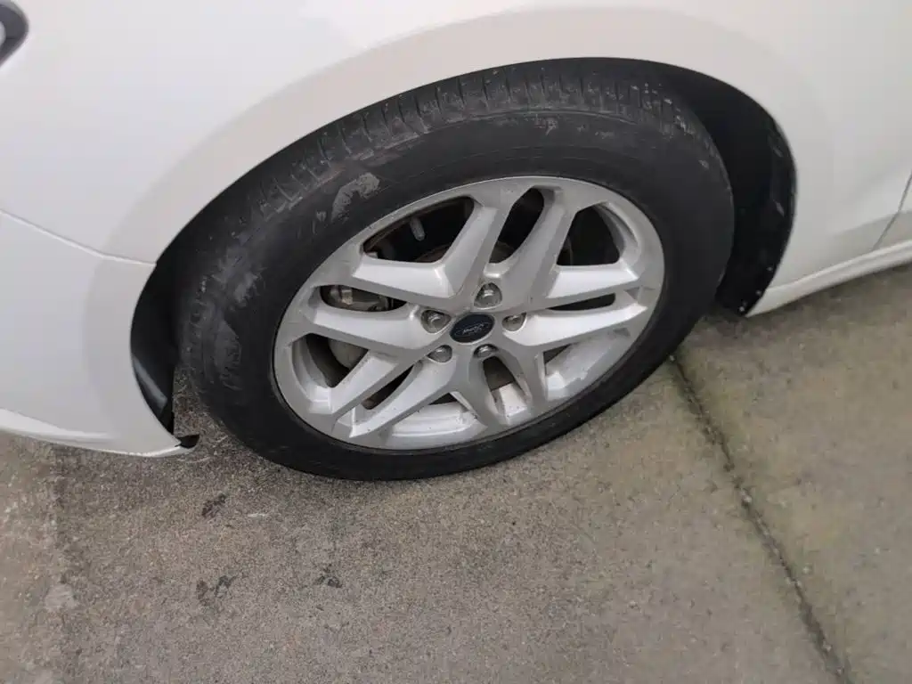 Ford Mondeo — миниатюра 23