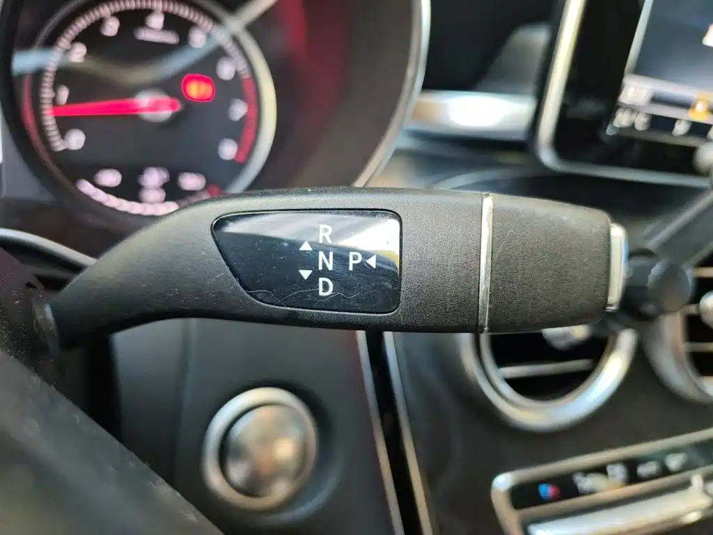 Mercedes-Benz C-Class (Import) — миниатюра 7