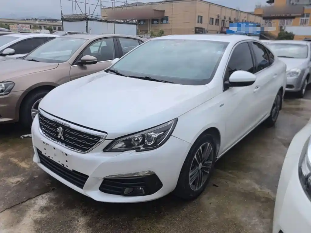 Peugeot 308 — миниатюра 2