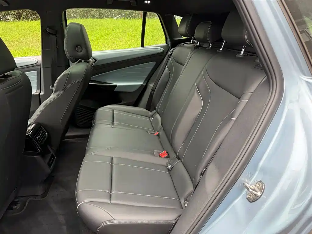 Volkswagen ID.4 X 2025 Smart