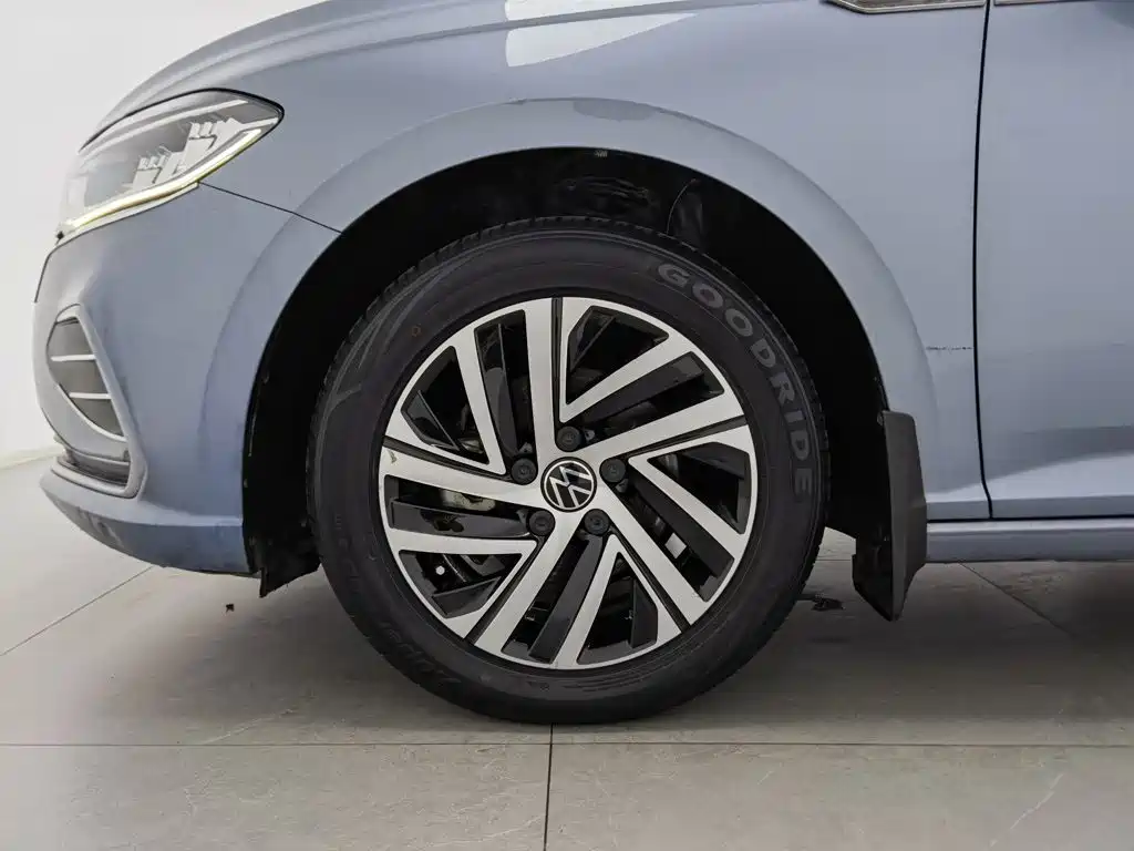 Volkswagen Lavida — миниатюра 17