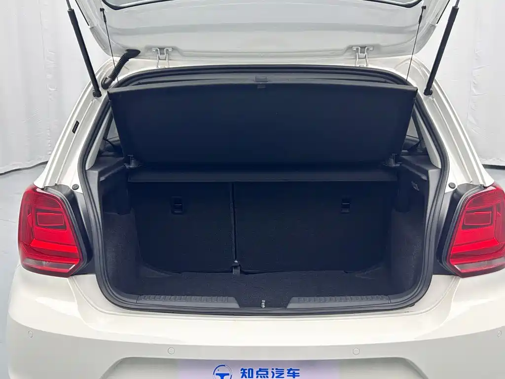 Volkswagen Polo — миниатюра 9