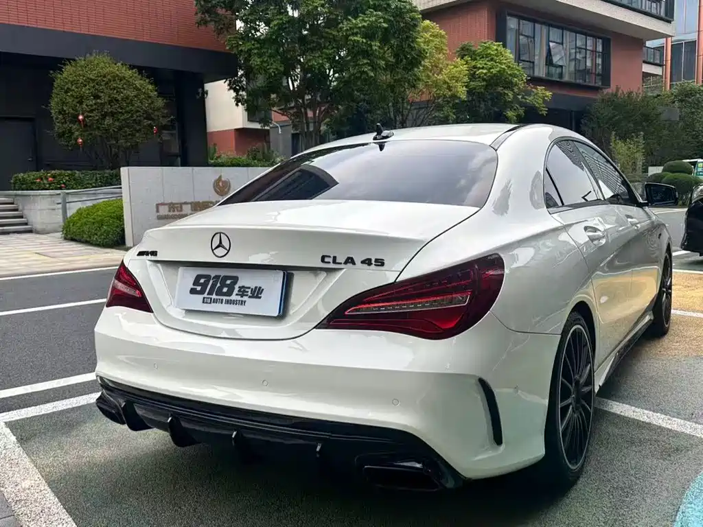 Mercedes-Benz CLA AMG — миниатюра 3