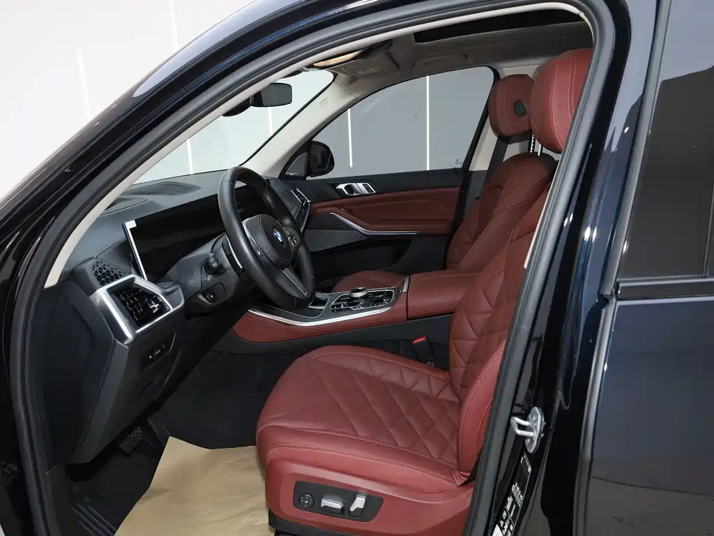BMW X5 — миниатюра 12